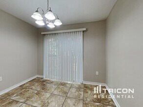 613 Boston St in Tarpon Springs, FL - Building Photo - Building Photo