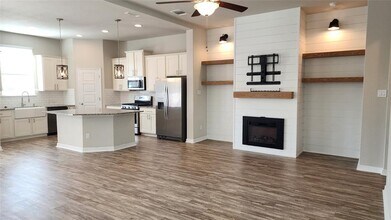 2208 Dillon Pond Ln in Pflugerville, TX - Building Photo - Building Photo