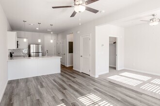 Crest at Stones Branch in Nashville, TN - Building Photo - Interior Photo