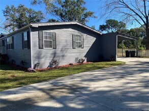 4502 Fox Ridge Blvd in Zephyrhills, FL - Building Photo - Building Photo