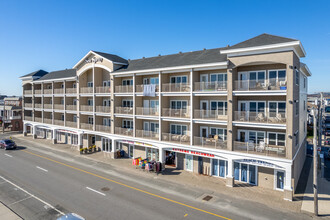 Sea Spray Condominiums in Hampton, NH - Building Photo - Building Photo