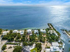 60 Ocean Front Dr in Key Largo, FL - Building Photo - Building Photo