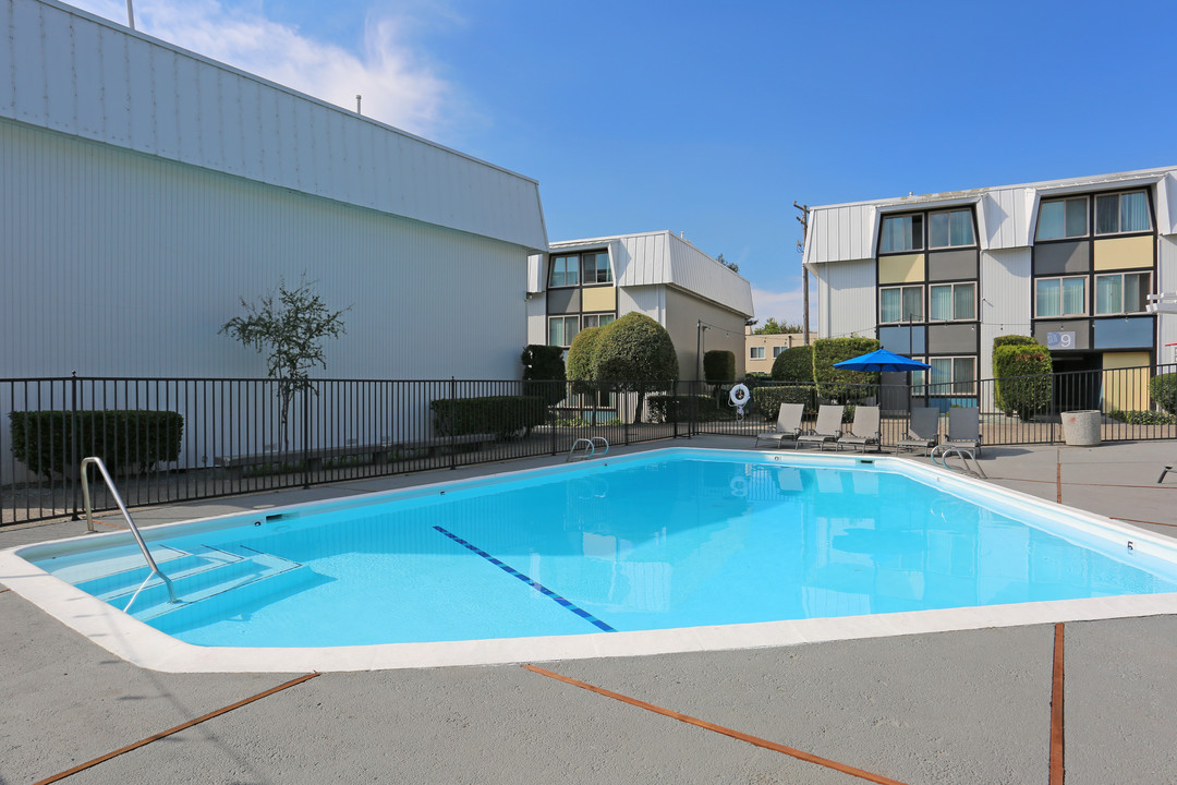 The SLO Apartments in San Luis Obispo, CA - Building Photo