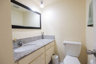 3951 W McFadden Ave in Santa Ana, CA - Building Photo - Building Photo