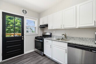 1344 Walker Ave in Baltimore, MD - Building Photo - Building Photo