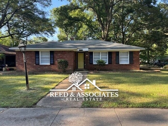 4227 Carolyn Dr