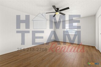 1005 Eastside Dr in Killeen, TX - Foto de edificio - Building Photo