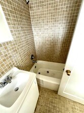 2140 Bay Dr in Miami Beach, FL - Building Photo - Building Photo