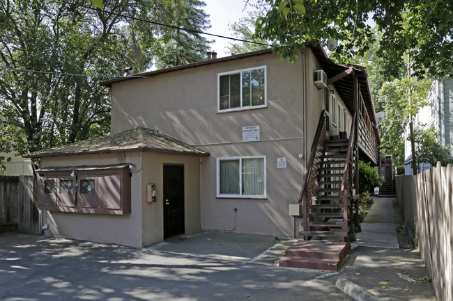 2521 O St in Sacramento, CA - Building Photo - Building Photo