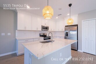 5535 Tripoli Dr in Palmetto, FL - Building Photo - Building Photo