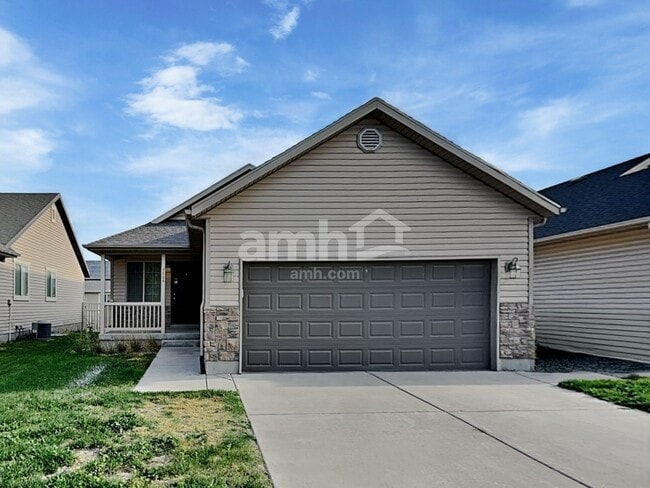property at 1604 Shadow Dr