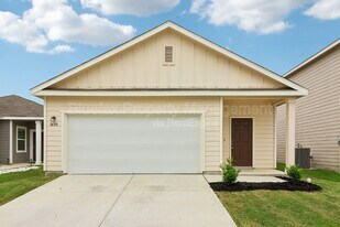 14374 Palm Ridge in San Antonio, TX - Building Photo