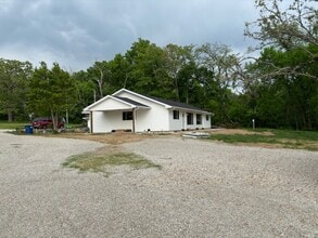 2 E State Hwy 76 in Forsyth, MO - Building Photo - Building Photo