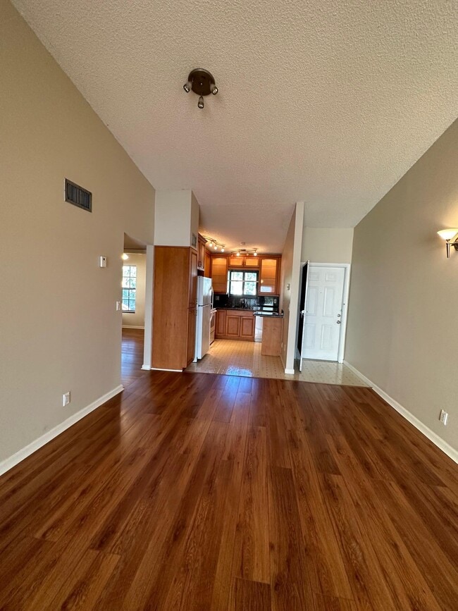 property at 2650 Greenwood Terrace