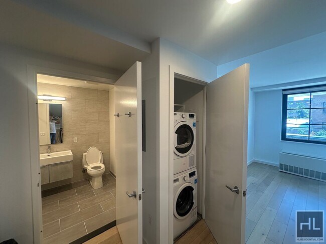 NORTHERN BOULEVARD in Queens, NY - Building Photo - Building Photo