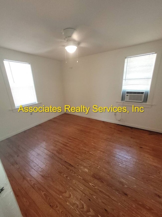 property at 2919 NW 6th St