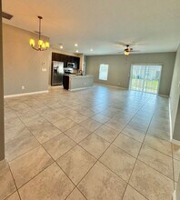 2233 S Chamberlain Blvd in North Port, FL - Building Photo - Building Photo