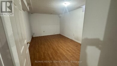 244 Van Kirk Dr in Brampton, ON - Building Photo - Building Photo