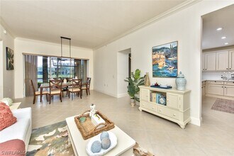 9242 Tesoro Ln in Naples, FL - Building Photo - Building Photo