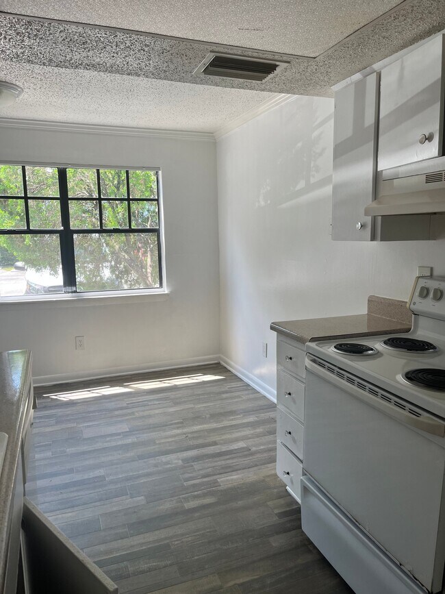 3215 Baird Ave, Unit X-120 in Lakeland, FL - Foto de edificio - Building Photo