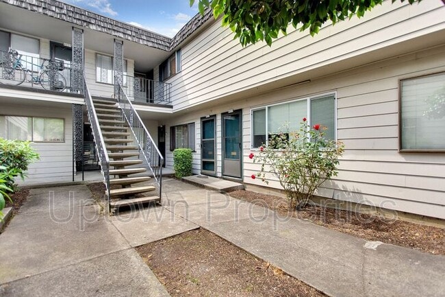 property at 8033 NE Flanders St