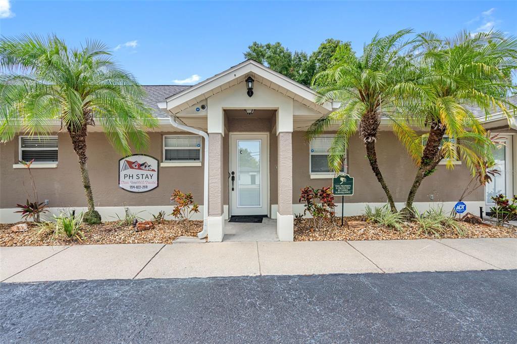 2703 W Tampa Bay Blvd in Tampa, FL - Building Photo