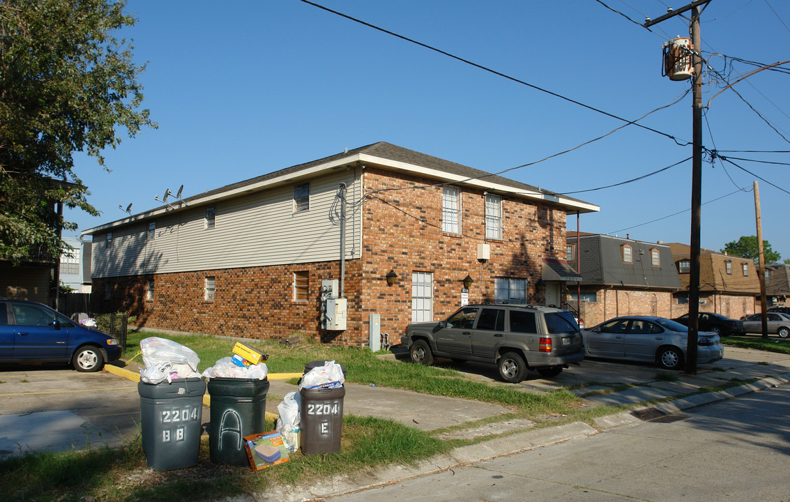 2208 Manson Ave in Metairie, LA - Building Photo