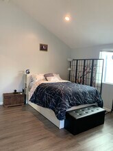 6271 Saloma Ave in Los Angeles, CA - Building Photo - Building Photo