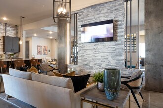 The Grand at Manor in Manor, TX - Foto de edificio - Interior Photo