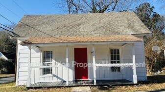 420 McBrayer St in Shelby, NC - Building Photo