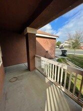 1072 Sun Up Cir in San Jacinto, CA - Building Photo - Building Photo