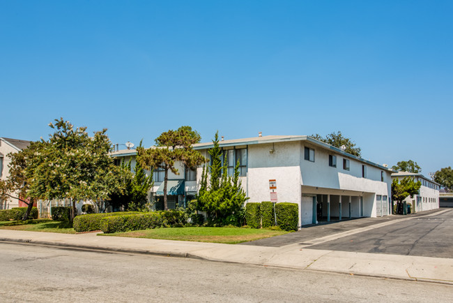 Monte Bello Apartments