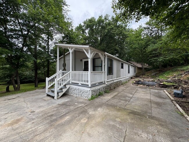 property at 1140 Rome Rd SW
