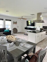 1518 SE 32nd St in Cape Coral, FL - Building Photo - Building Photo