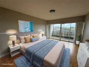 3301 Spanish Moss Terrace in Lauderhill, FL - Foto de edificio - Building Photo