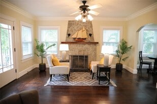 1226 Highland St N in St. Petersburg, FL - Building Photo