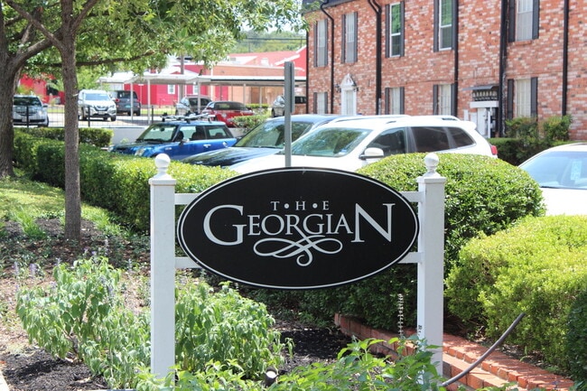 property at 8401 N New Braunfels Ave