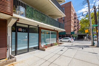 Hello New York in Brooklyn, NY - Foto de edificio - Building Photo