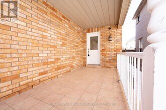 717 Salinger Ct in Mississauga, ON - Building Photo - Building Photo