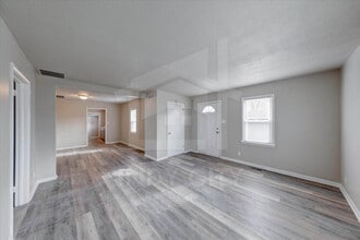 1625 N Berwick Ave in Indianapolis, IN - Building Photo - Building Photo