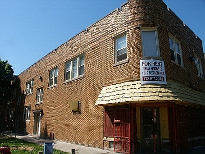 2433 W 69th St in Chicago, IL - Building Photo