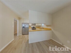 10290 Old Woodland Entry in Alpharetta, GA - Building Photo - Building Photo