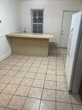 46 Stearns St in Bristol, CT - Building Photo - Building Photo