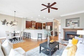 5408 Glenridge Cove NE in Atlanta, GA - Building Photo - Building Photo