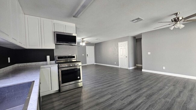 68520 Hermosillo Rd in Cathedral City, CA - Building Photo - Building Photo