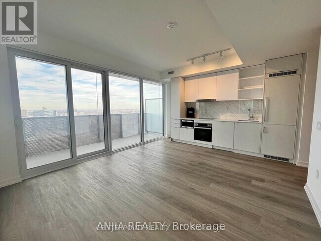 55 Cooper St in Toronto, ON - Building Photo - Building Photo