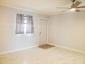 201 Coppitt Rd, Unit 205A in Key West, FL - Building Photo - Building Photo