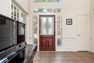 22007 Crossbrook Dr in Katy, TX - Building Photo - Building Photo