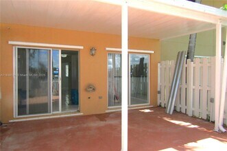 17278 SW 139th Ct in Miami, FL - Building Photo - Building Photo