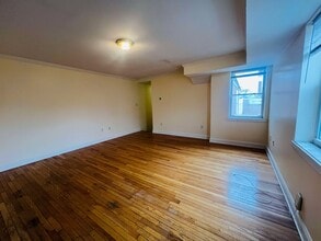 620 S 2nd St, Unit 3R in Philadelphia, PA - Building Photo - Building Photo